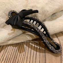 ���һ�֊A�߼���ץ�AŮ�����Y���|����2024���¿���˱P�l����A