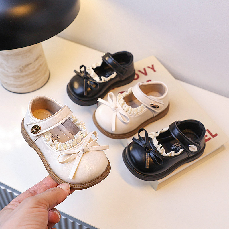 Lace-Trimmed Flat Bow-Knot Girls' Shoes for Spring, Autumn, and Winter, Korean Style Casual Versatile Shallow Leather Shoes, Chanel Style