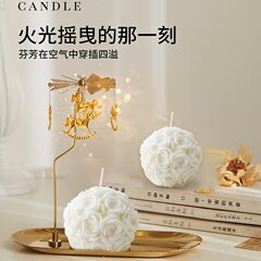 バラのアジサイの香りのろうそくの結婚式のお土産の白いすずらんのチューリップの花のろうそくの誕生日の贈り物の卸売り