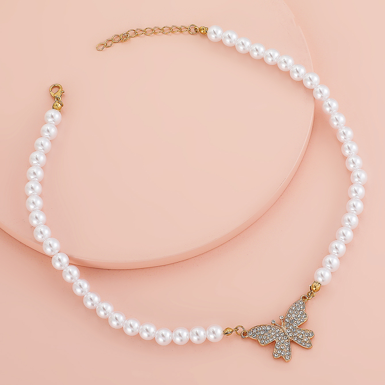 Temperament, sweetness, diamond studded butterfly pearl necklace, niche design, minimalist and trendy personality,_voghion.com
