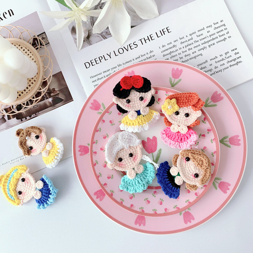 Hand-knitted little girl wool hairpin fugitive princess children's hair accessories bangs clip autumn and winter sweet hairpin wholesale