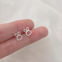 可愛鏤空兔子耳釘女簡約日韓通勤迷你小動物學生氣質個性耳飾批發