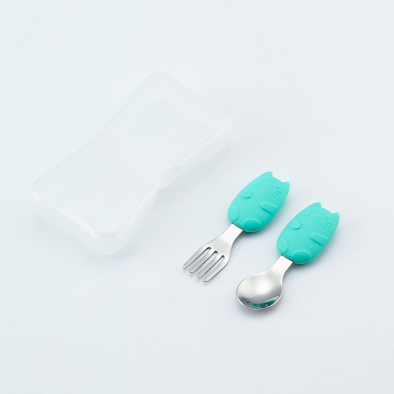 녹색 뚱뚱한 고양이