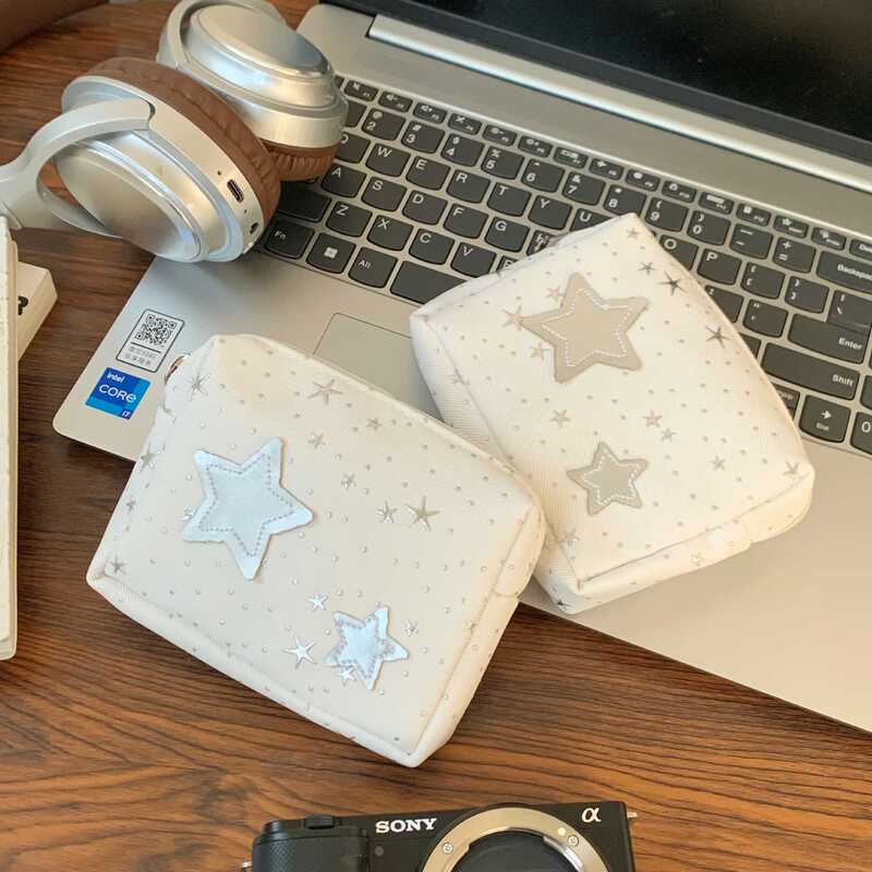 Korean-Style Star Makeup Bag for Women, Portable Storage Bag for Outings, Small Camera Bag, Travel Multi-Functional Miscellaneous Handbag