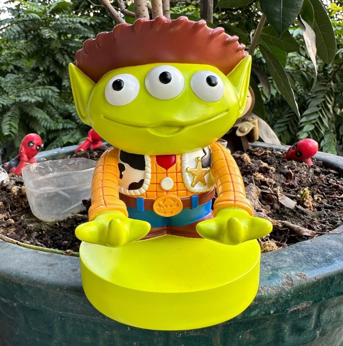 Soporte de teléfono móvil de árbol hombre de dibujos animados de escritorio veneno adornos de estudiantes adornos soporte de mango Fox negro