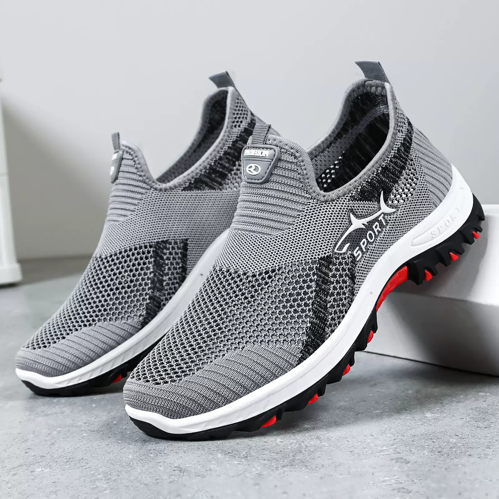 男鞋2026春季新款跨境百搭休闲鞋时尚网面鞋软底不闷脚一脚蹬布鞋