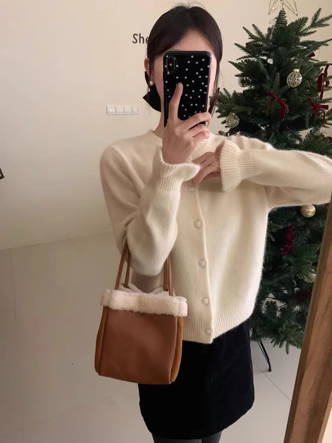 Cardigan coreano in velluto con scollo rotondo e maniche ricamate viola da donna, piccolo cappotto lavorato a maglia profumato primaverile_voghion.com