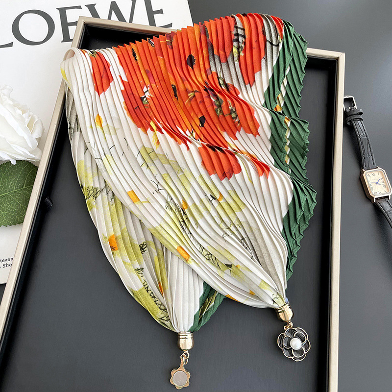 Nuevo collar de bufanda de hebilla magnética versátil elegante bufanda plisada de alto grado correa de muñeca perezosa bufanda banda de pelo