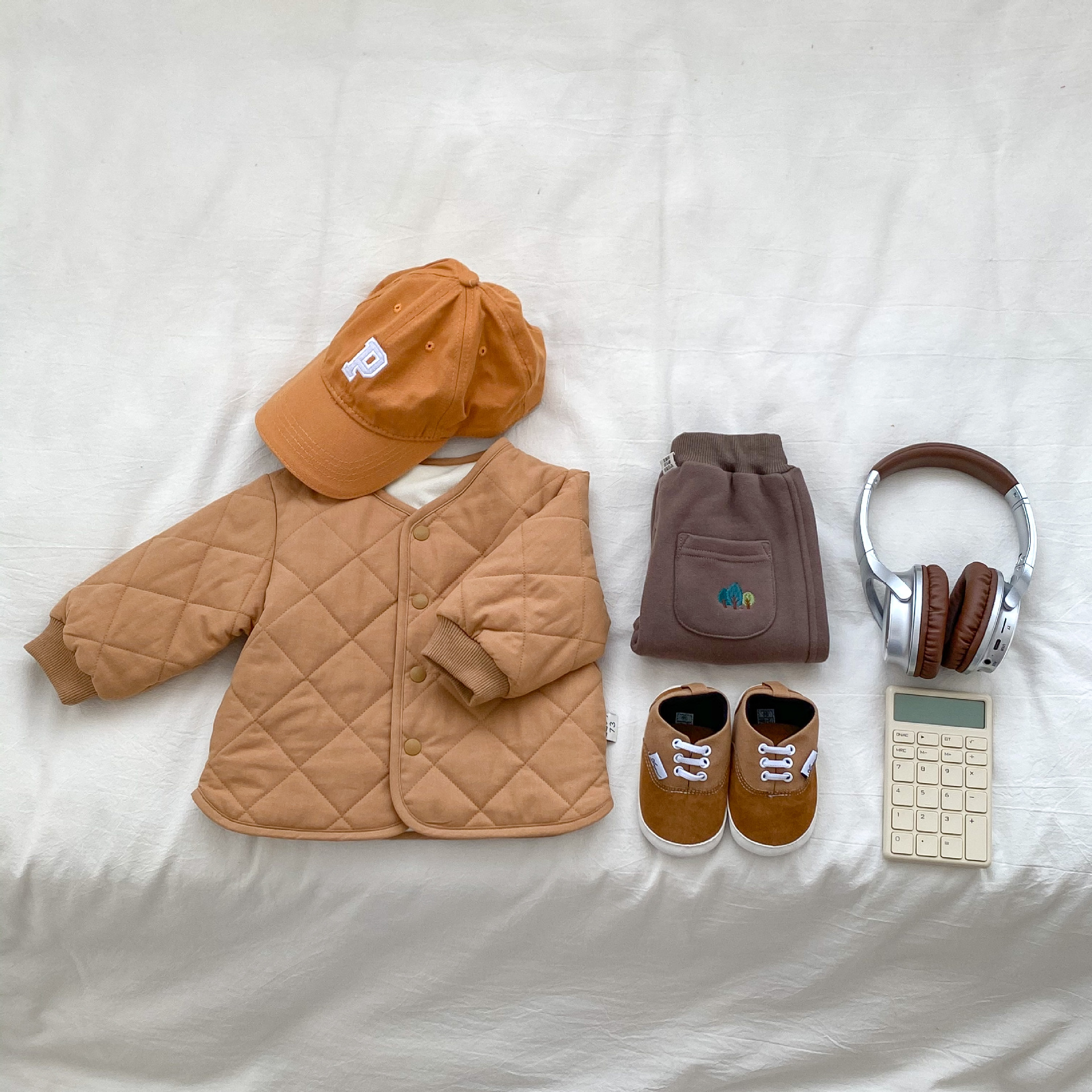 2023 nueva ropa para niños y niñas bebé Otoño e Invierno forrado de lana ropa acolchada de algodón chaqueta acolchada de algodón para niños bebé chaqueta acolchada de algodón cálido rombo