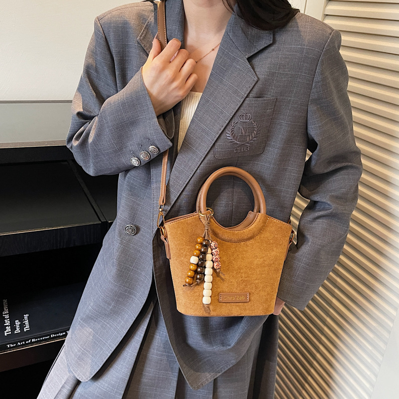 Bolso retro transfronterizo bolso de moda para mujeres 2025 invierno nuevo popular leopardo bolso de hombro mochila de viaje