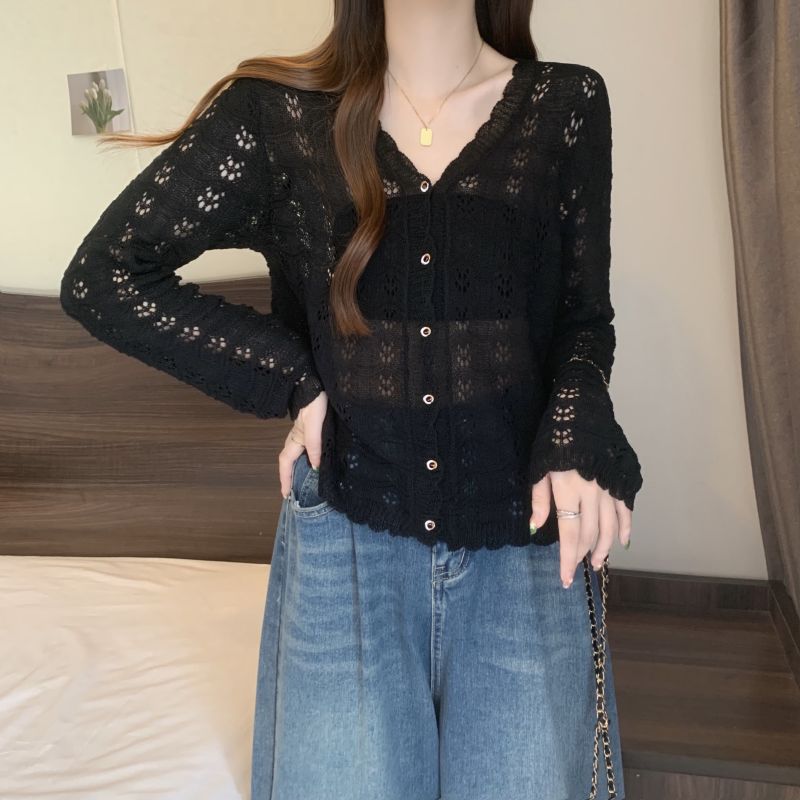 黑色