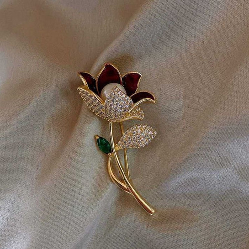 Tulip brooch for women, flower pearl, high-end enamel corsage, temperament suit, anti-exposure buckle, Korean pin clothing