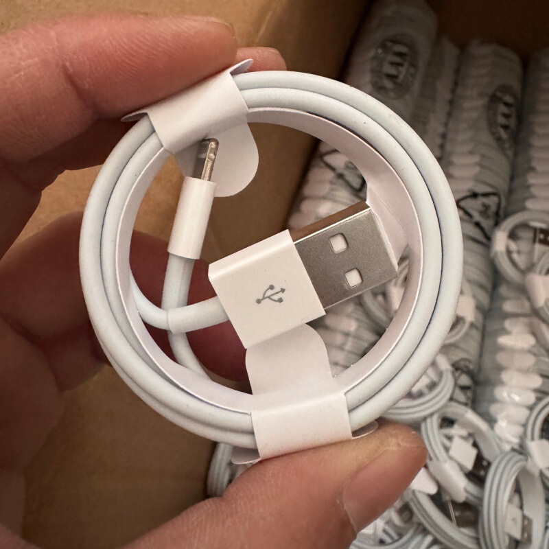 Suitable for Apple USB charging cables/dual-C fast charging cables/C-C data cables/PD mobile phone fast charging cables/iPhone 8 Suitable for Apple USB charging cables/dual-C fast charging cables/C-C data cables/PD mobile phone fast charging cables/iPhone 8