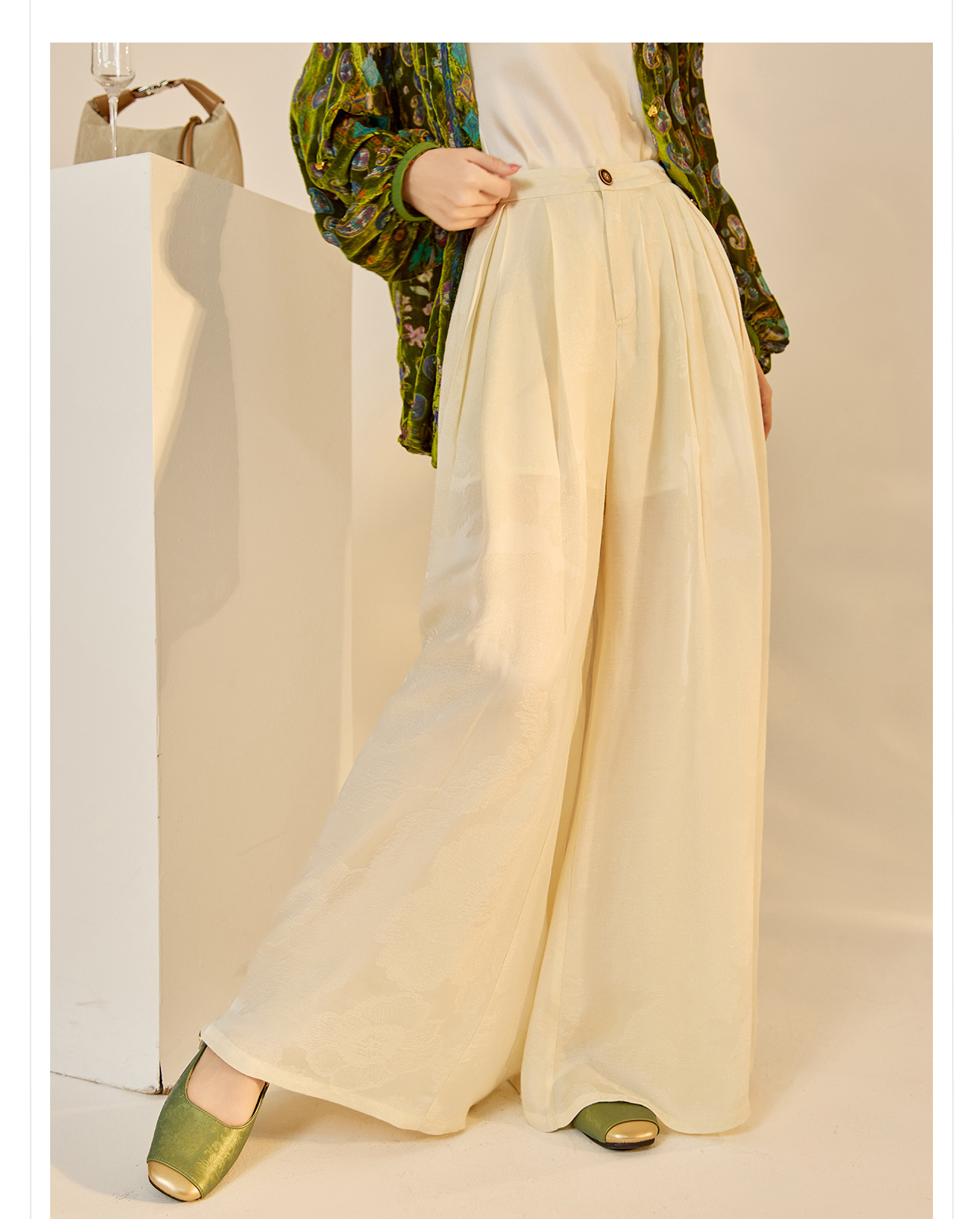 Quần ống rộng nữ phong cách Trung Hoa mới, chất rayon dệt vàng satin rủ — đen, Màu trắng nhạt, màu vàng chi tiết 2