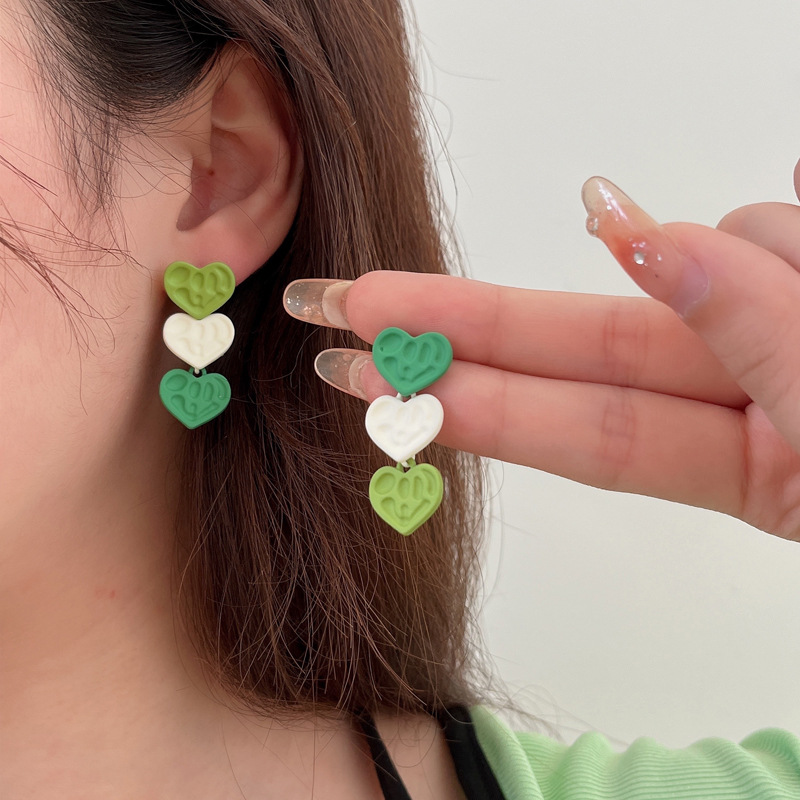 Fashion Heart Shape Alloy Stoving Varnish Drop Earrings display picture 4