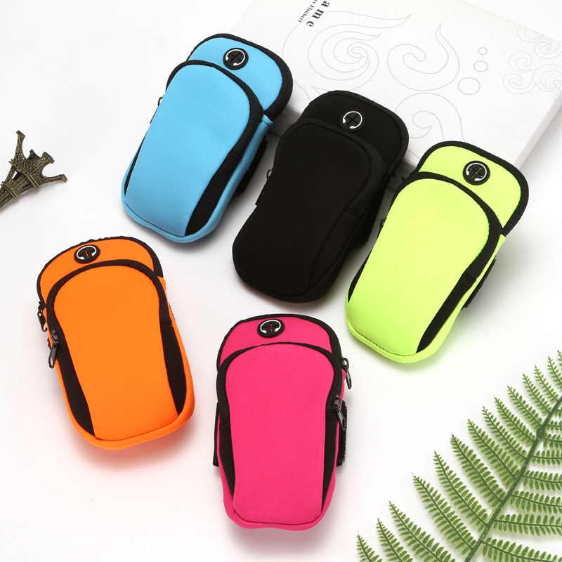 Solid Color Sports Wrist Phone Arm Bag display picture 1