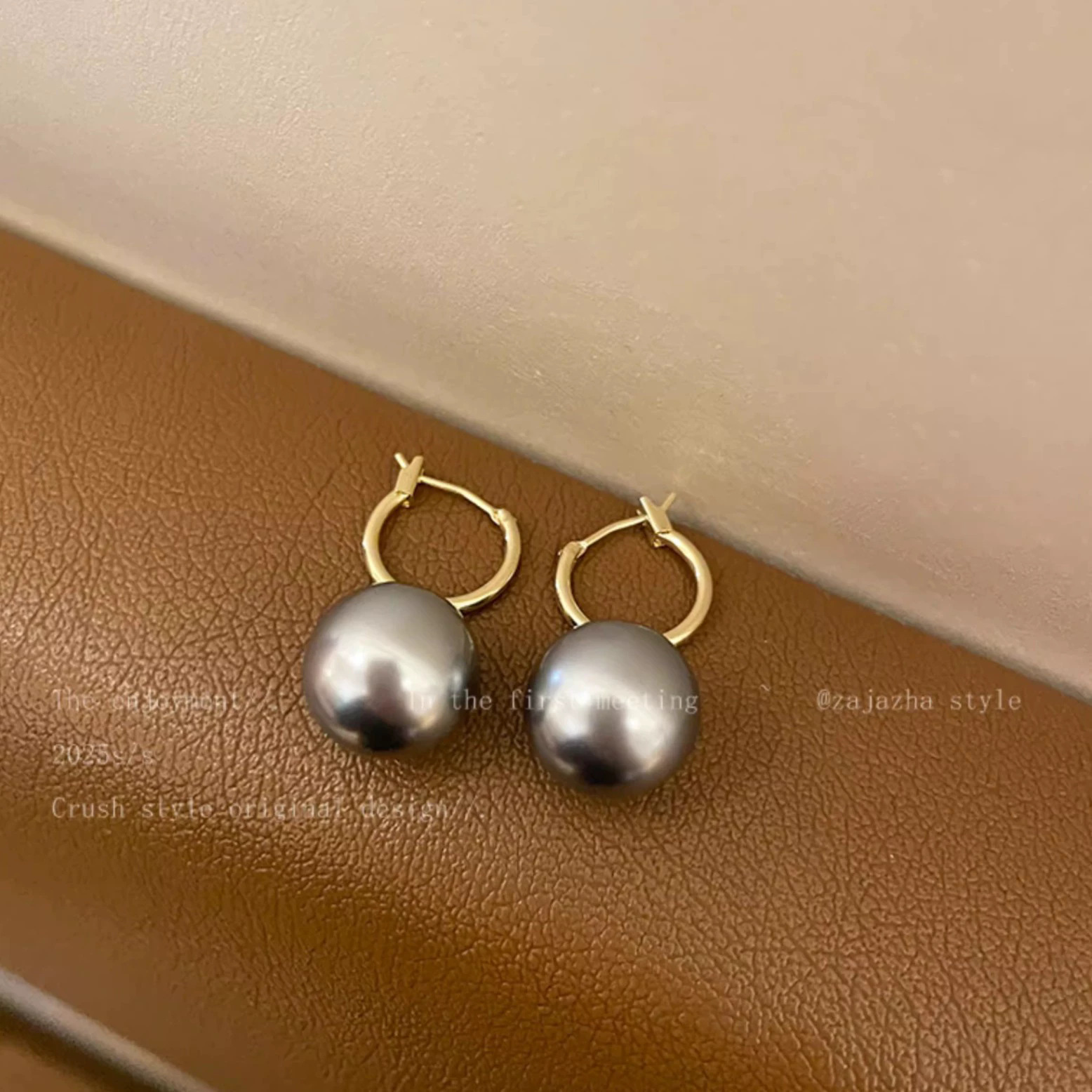 A2702 pendientes de perlas grises