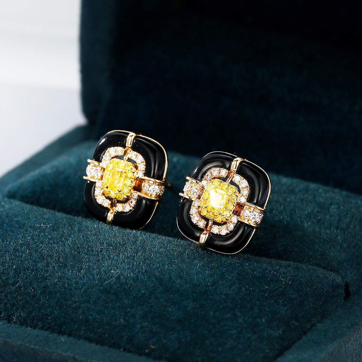 Square Stud Earrings Titanium Steel Hip Hop Style For Unisex_voghion.com