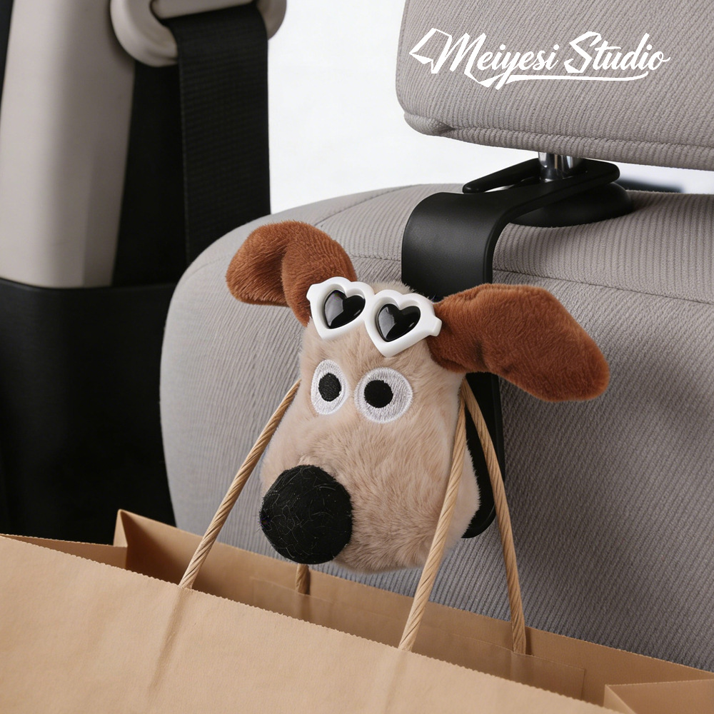 Cute gato KT gancho de automóvil asiento de automóvil almacenamiento multifuncional pequeño gancho de suministros para automóviles para chicas prácticas