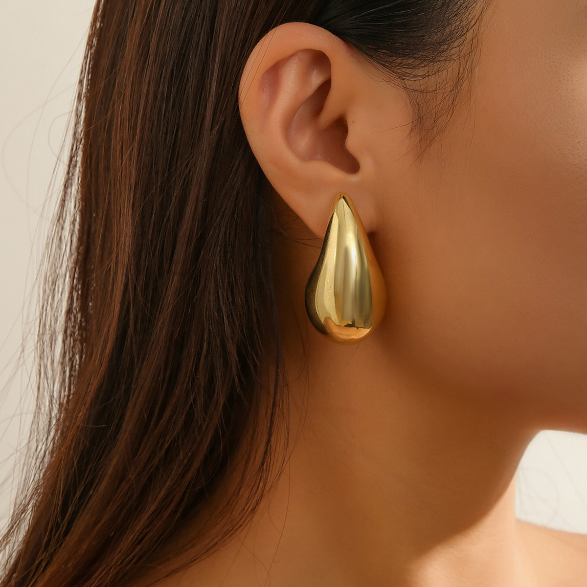 Water Drop Stud Earrings Minimalist Punk Style Drop Earrings_voghion.com