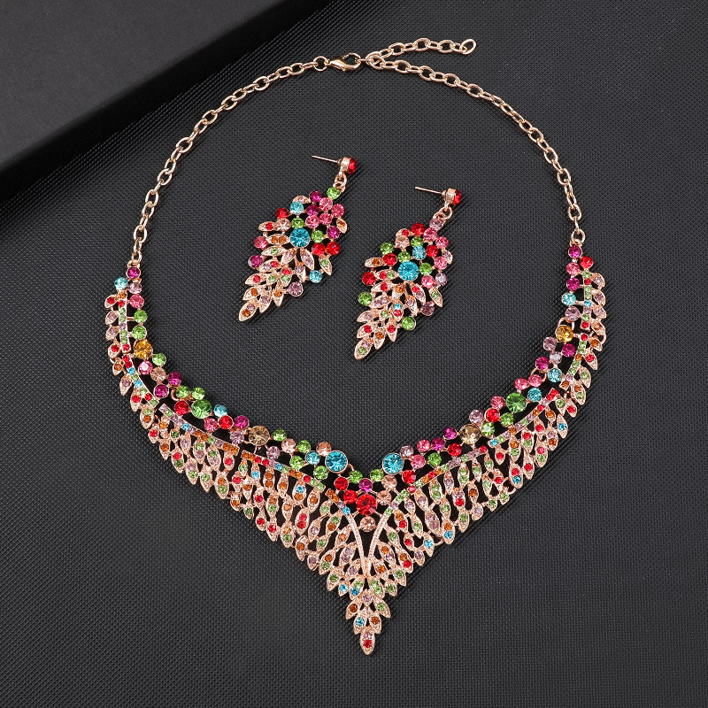 Alloy clavicle chain, exaggerated necklace, earring set, female palace temperament, colorful leaves_voghion.com