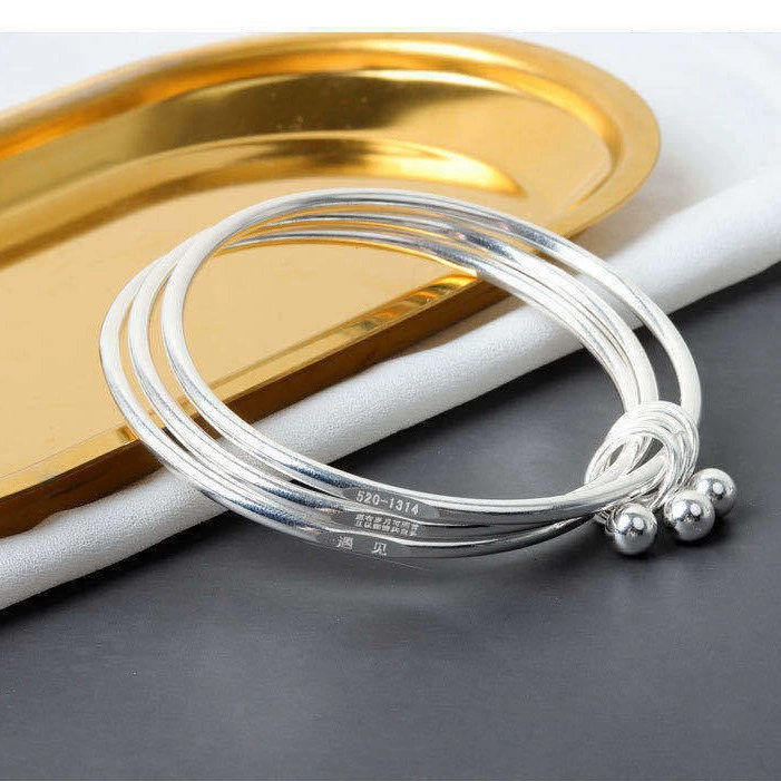 Три жизни третьего браслета женский дрожащий звук