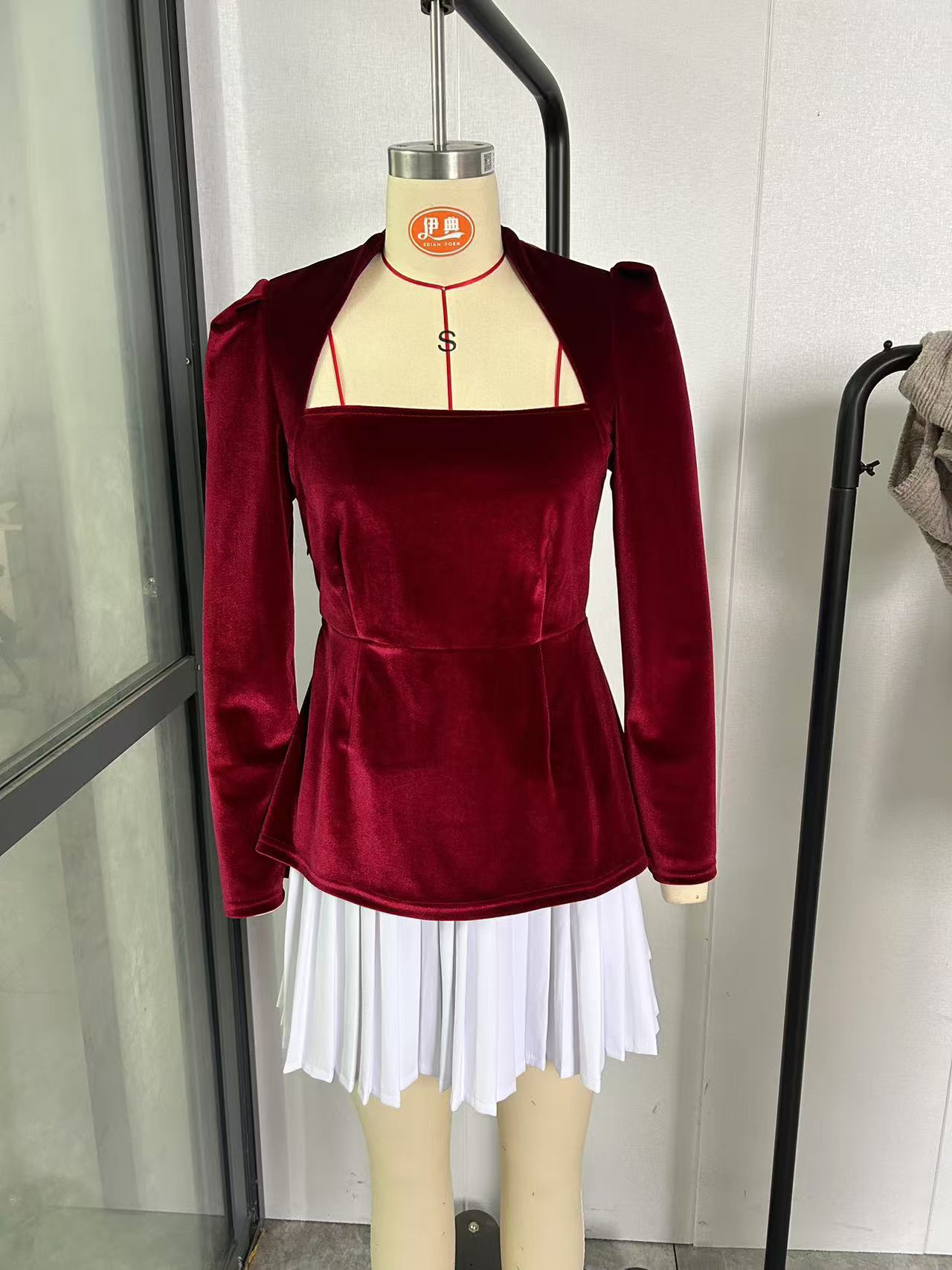 2024新型速売通ファッション個性長袖色合わせ百タック裾ミニスカートワンピースデート女装