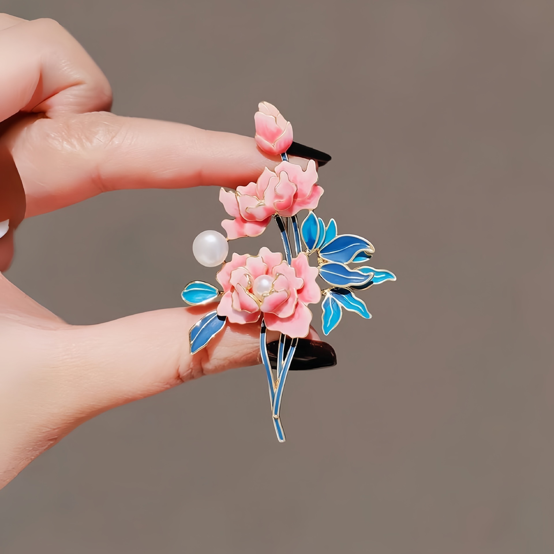 Guofeng Peony Flower Brooch Women's High-end Temperament Enamel Color Pin High-end Sense Corsage Coat Hanfu Cheongsam Accessories