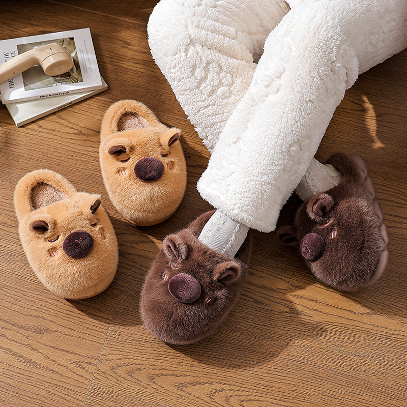 Capibara mujer invierno 2025 nuevo hogar interior pareja antideslizante tacones zapatillas de peluche para hombre