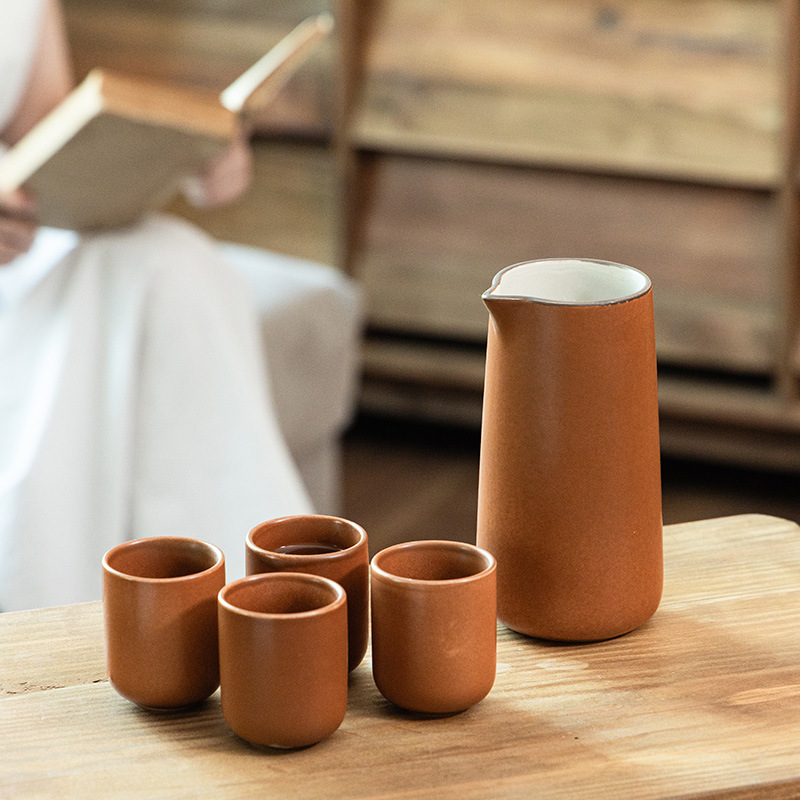 Kit de cerámica estilo japonés y viento una olla de cuatro tazas de vino tinto dispensador de vino doméstico jar de vino blanco tazas de vino claras