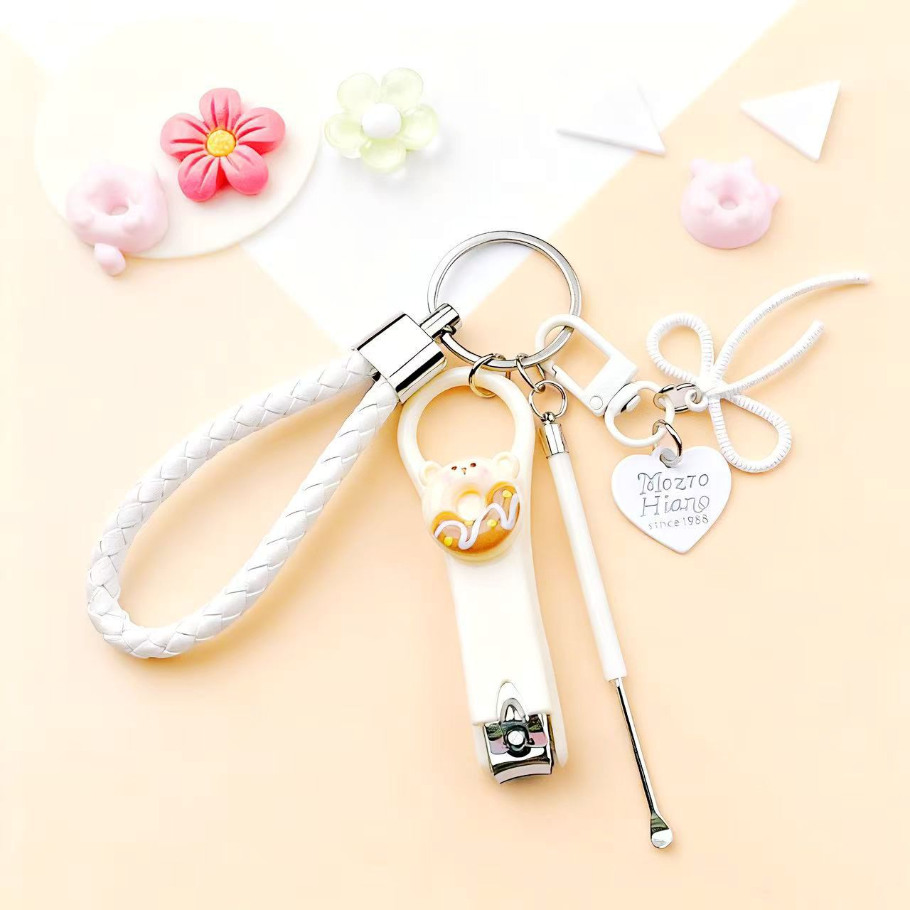 卡通防飞溅指甲钳耳挖单个装便携修甲指甲剪汽车电动车钥匙链挂件