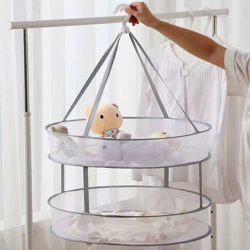Нижнее белье, носки, игрушка, корзина для белья, двухслойный свитер