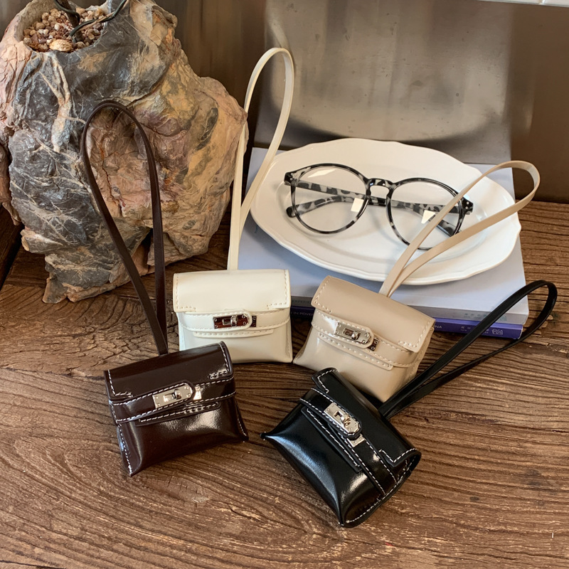 2026 New Model Mini Kelly Bag for Women, Fashionable New Niche Design Creative Earphone Bag, Single Shoulder Crossbody Decorative Bag
