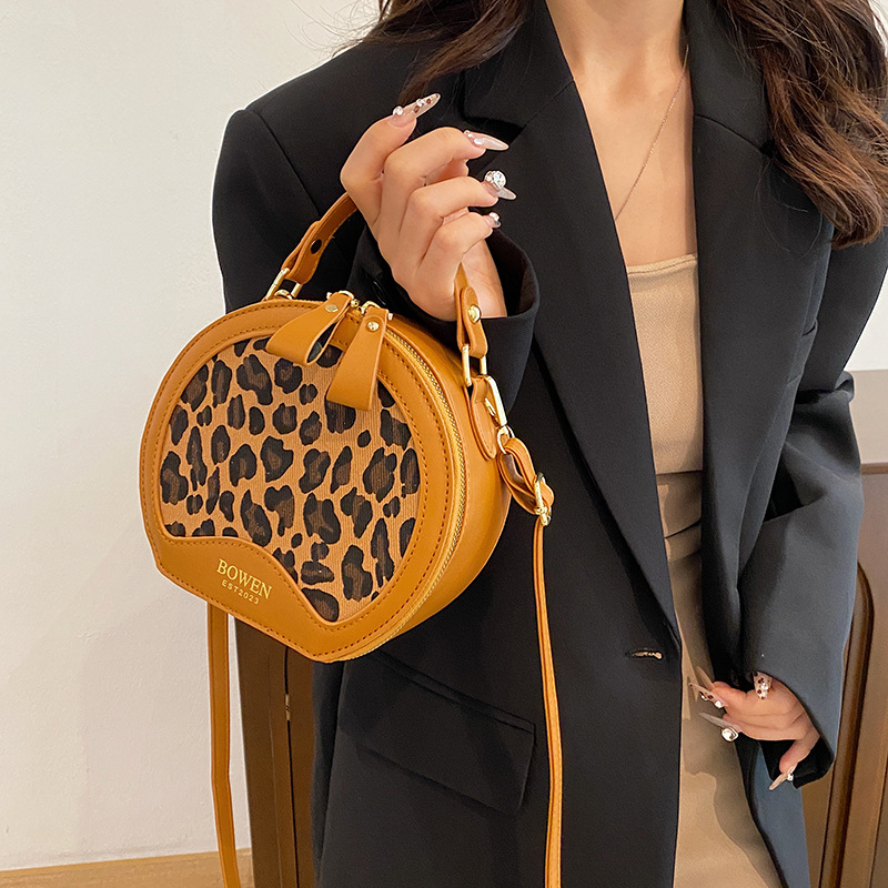 Women's 2024 popular niche fashion plaid crossbody texture handheld small round bag_voghion.com