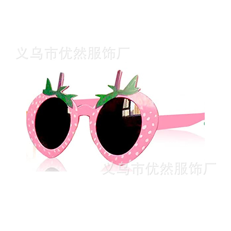 Fuchsia strawberry, glasses