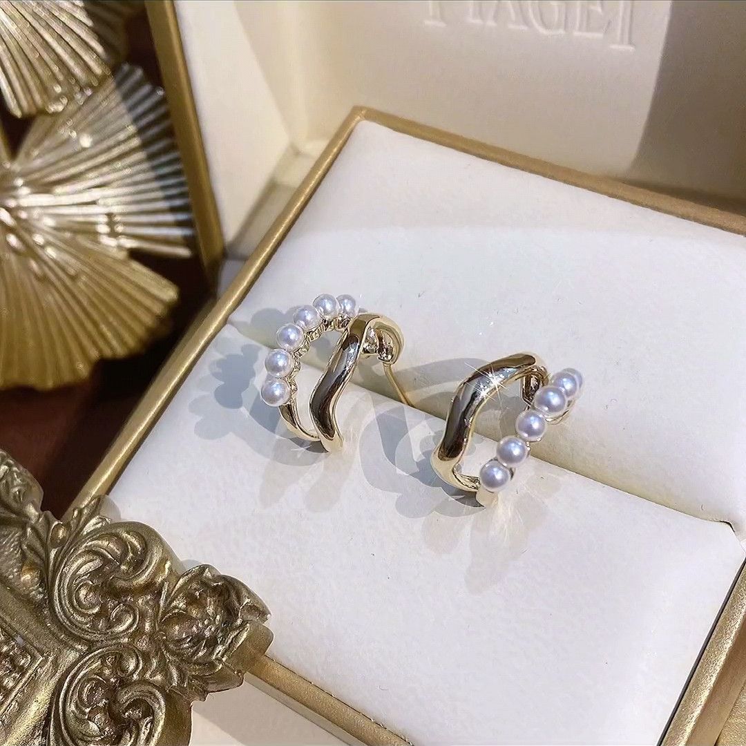 Hypoallergenic earrings pearl