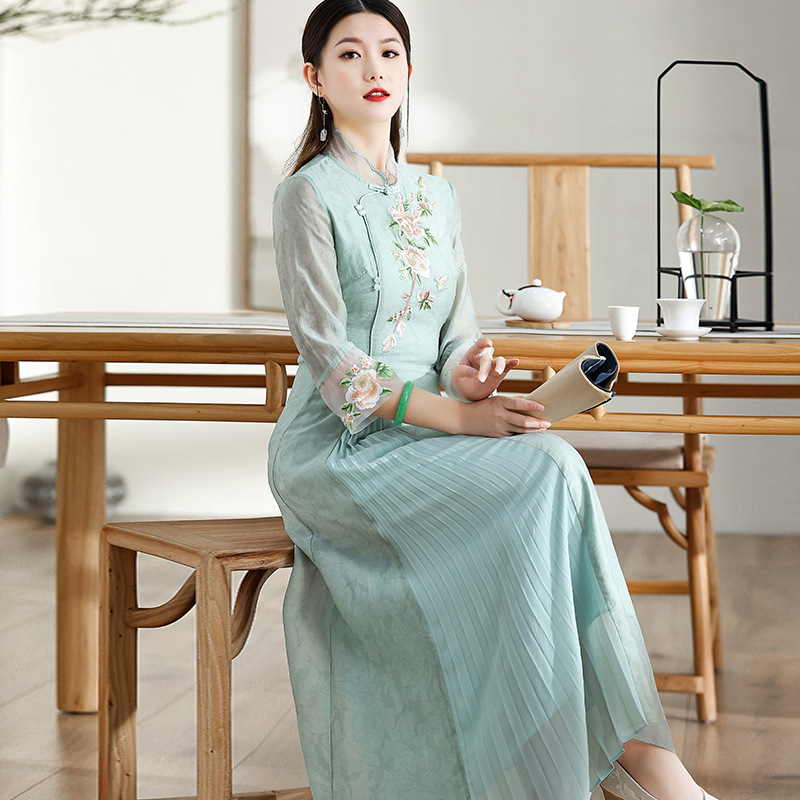 Summer 2022 Chinese Style Retro National Style Slim Fit Modified Cheongsam Zen Tea Man Dress Embroidered Pink Dress 6309