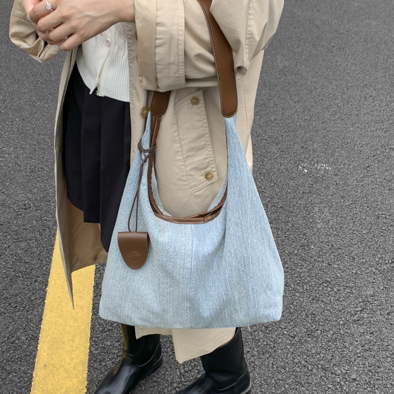 莫妮卡新款2025新款牛仔托特包单肩包百搭软皮斜挎包潮女包两件套|undefined