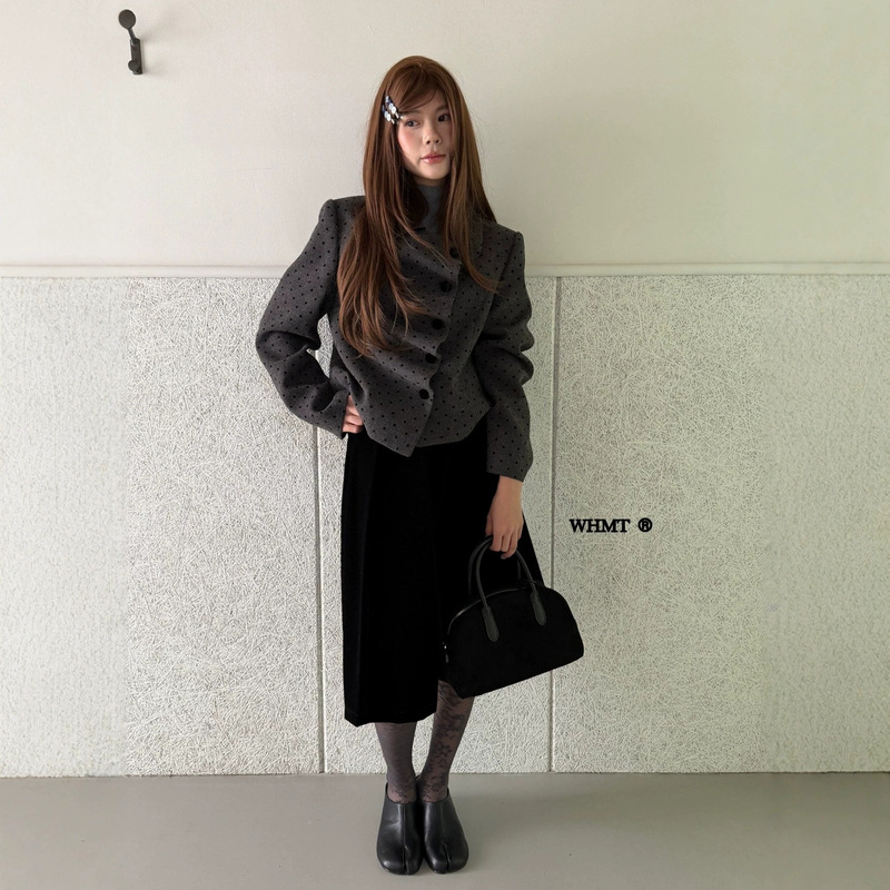 【WOW】Vintage Flocked Polka Dot Button-Down Woolen Short Jacket + Pleated Velvet Skirt Two-Piece Set