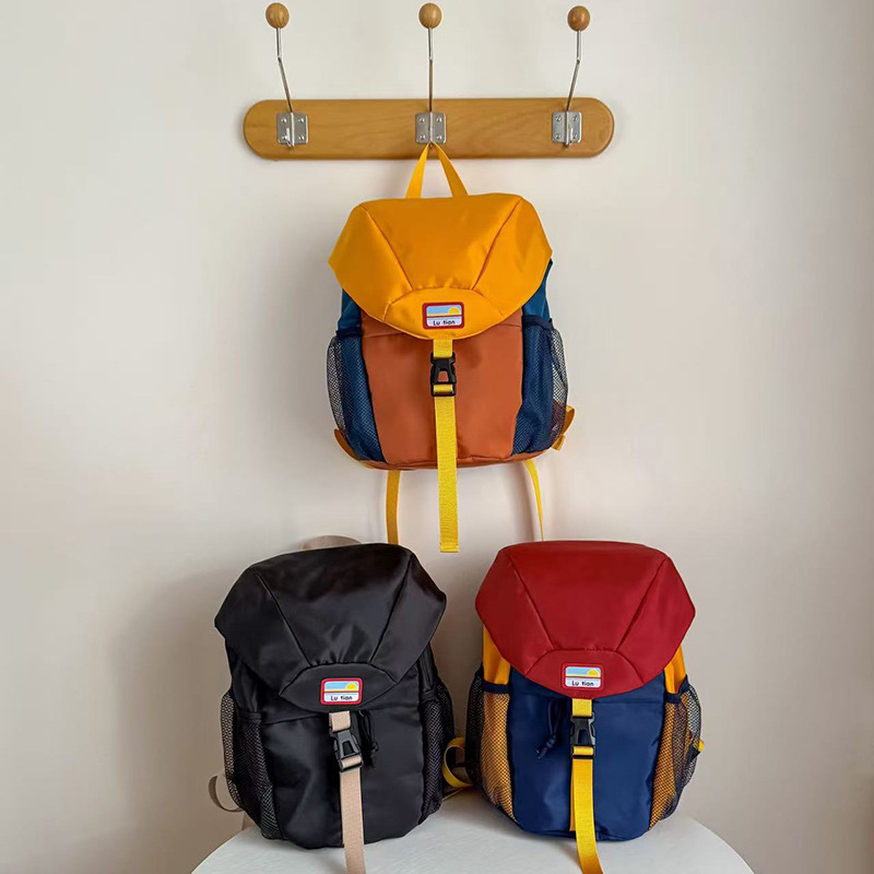 Mochila coreana para niños y niñas, color extranjero, mochila escolar de gran capacidad 2025, nueva bolsa de viaje para niños