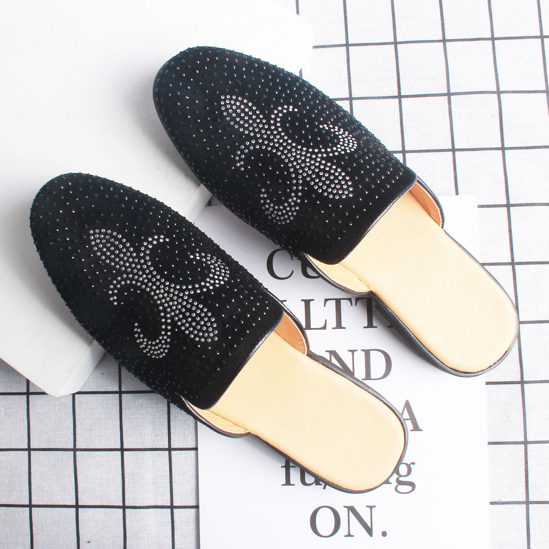 �����ļ��׽����˶���������ƤЬ����ʦӢ�׺���ˮ�����Ь������