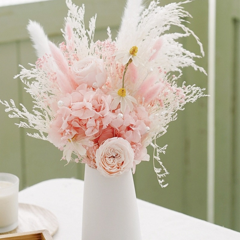 Bouquet de fleurs séchées rose éternelle et gypsophile déco_voghion.com