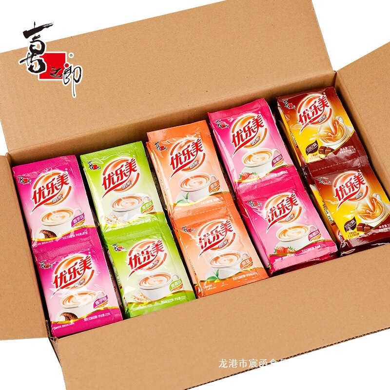 Hot drink instant milk tea, bagged milk tea powder, Youlemei strawberry flavor instant coffee beverage Hot drink instant milk tea, bagged milk tea powder, Youlemei strawberry flavor instant coffee beverage