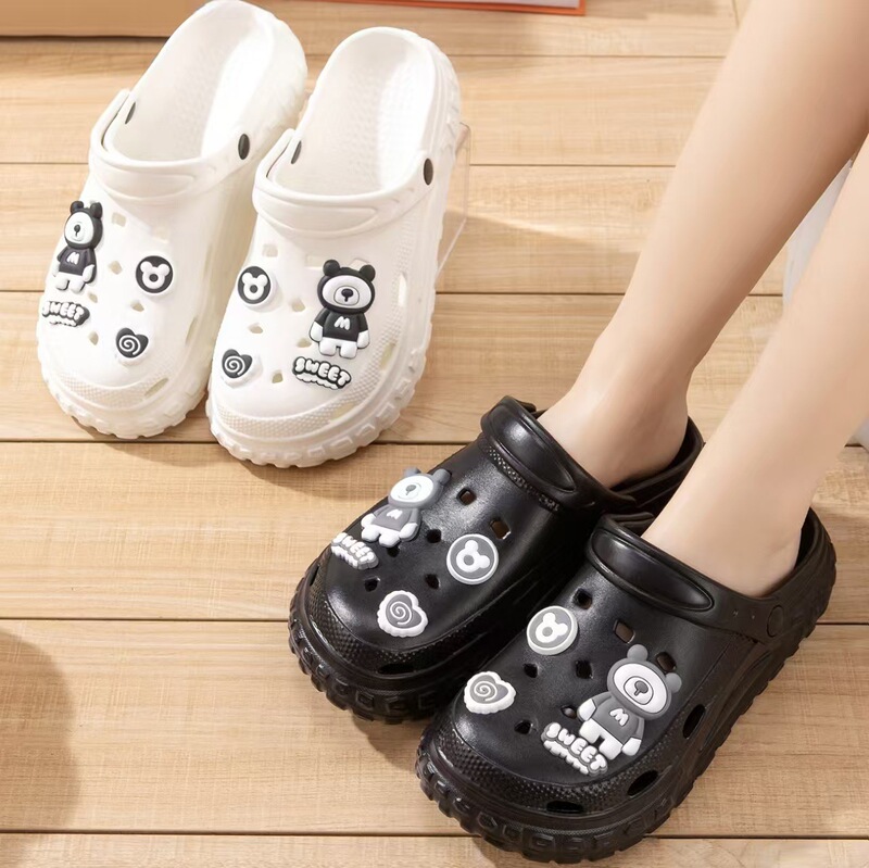 Wuchuan Cute Cartoon Shit Slippers Bear Home Leisure Beach Cave Shoes Women's Summer Outer Wear Non-slip Wuchuan Cute Cartoon Shit Slippers Bear Home Leisure Beach Cave Shoes Women's Summer Outer Wear Non-slip