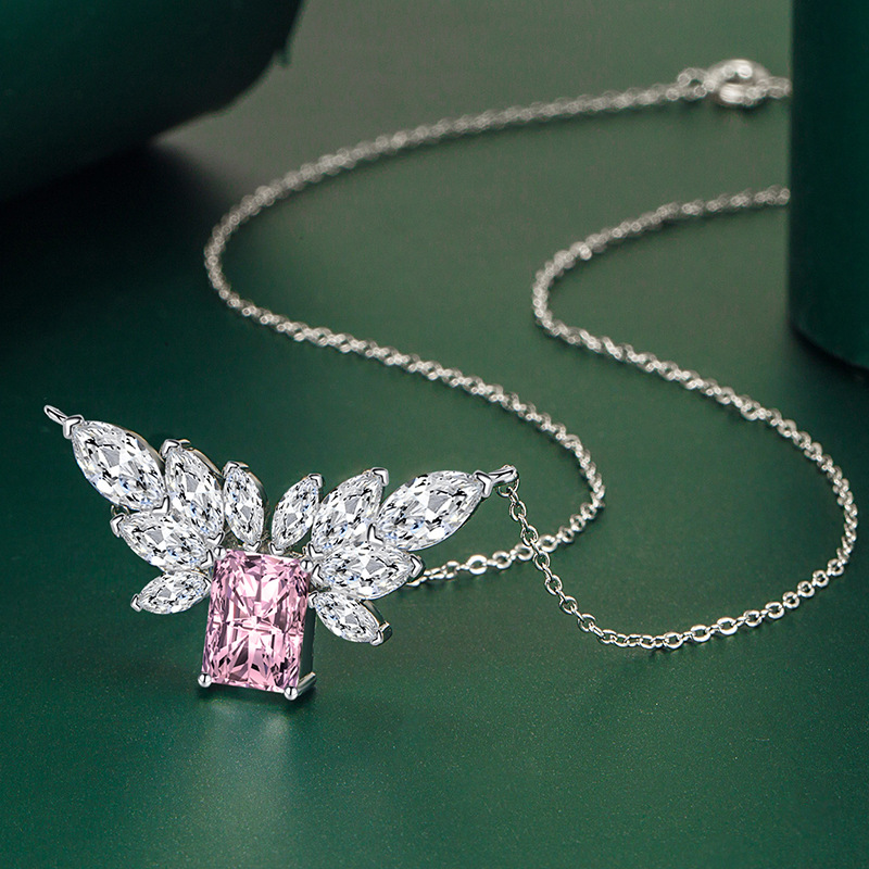 Fashion Geometric Copper Inlay Zircon Pendant Necklace 1 Piece