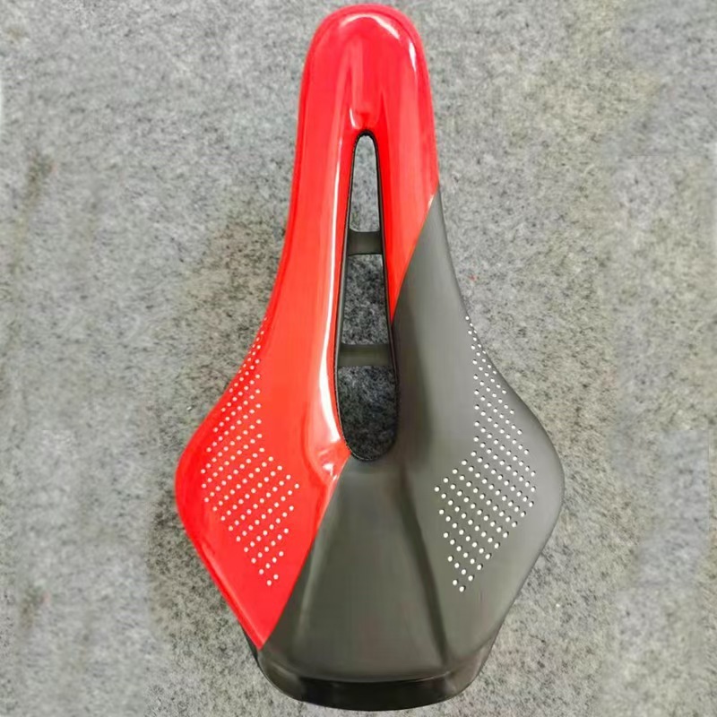 新型マウンテンバイクの座布団道路の自転車シートは快適に厚く、自転車シートの中空座布団カバーのサドルを大きくします。|undefined