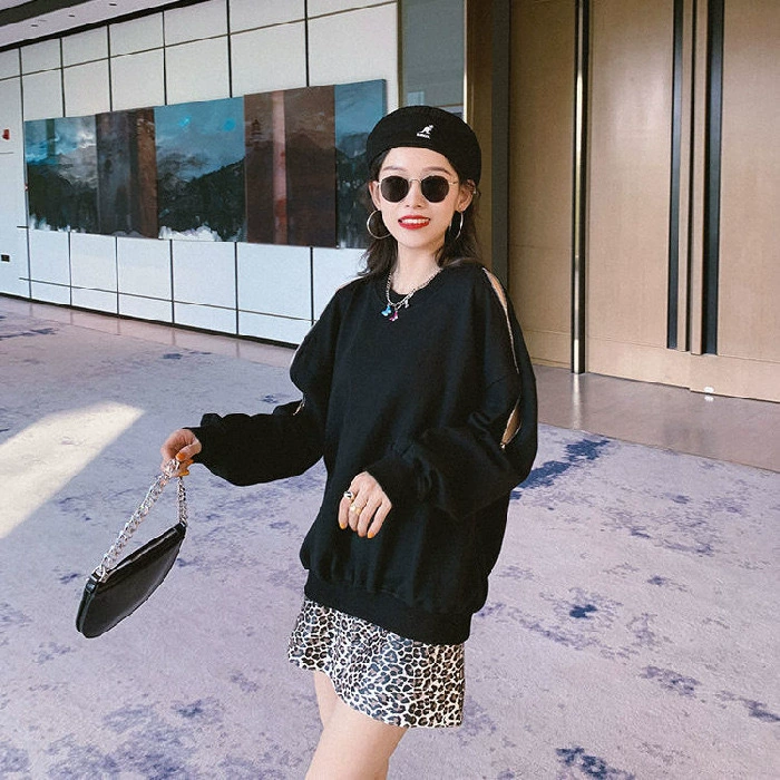 Sweatshirt jacket, Korean style demi-season, round collar with zip shoulder cut-out