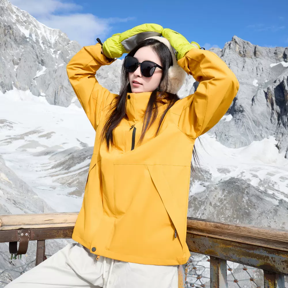 源头工厂轻硬壳冲锋衣情侣三合一可拆卸石墨烯摇粒绒男女登山服