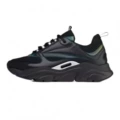 B22 Gradient Black