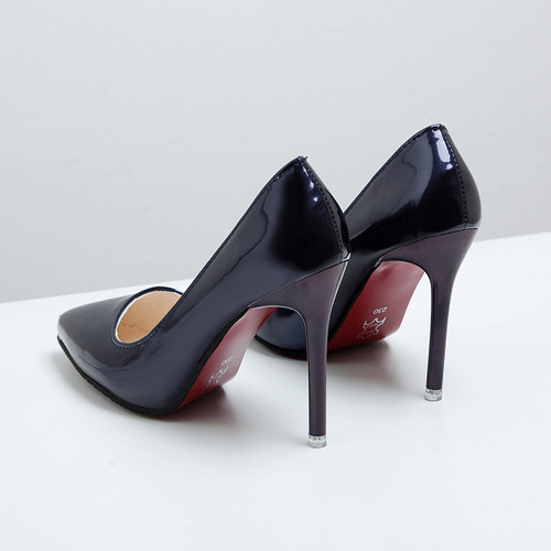 Stiletto High Heels 2024 New French Girl Work Interview Fine Heel Professional Women's Single Shoes Sexy Red Wedding Shoes